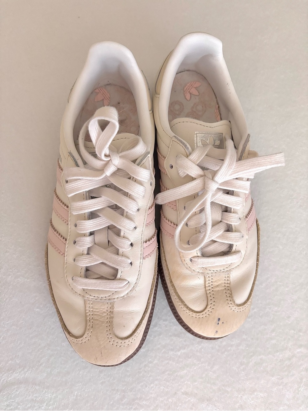 Adidas Originals Samba OG Sneakers in White and Light Pink - Picture 6 of 16